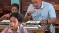 Kepala BGN Sudaryono Kunjungi SDK St Arnoldus Penfui, Makan MBG Bersama Siswa