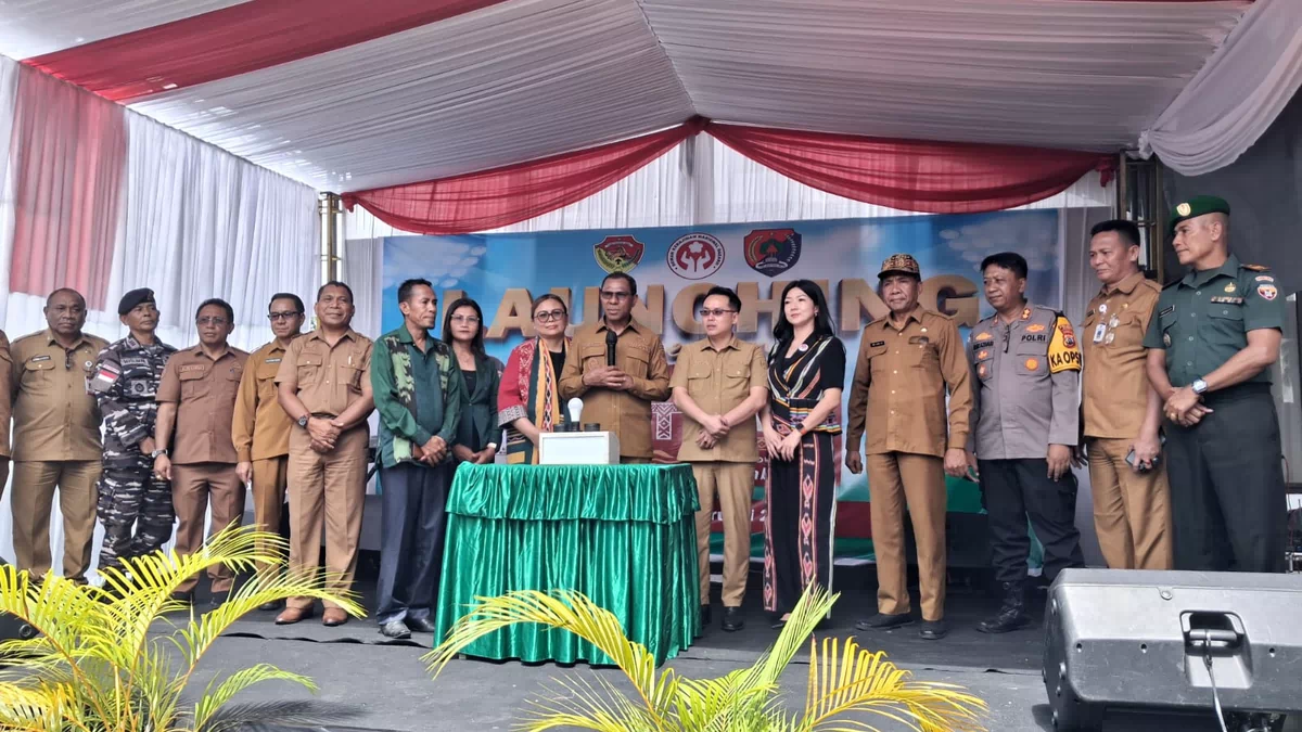 NTT Mart Hadir di Alor, Johni Asadoma Tegaskan UMKM Jadi Motor Ekonomi Daerah