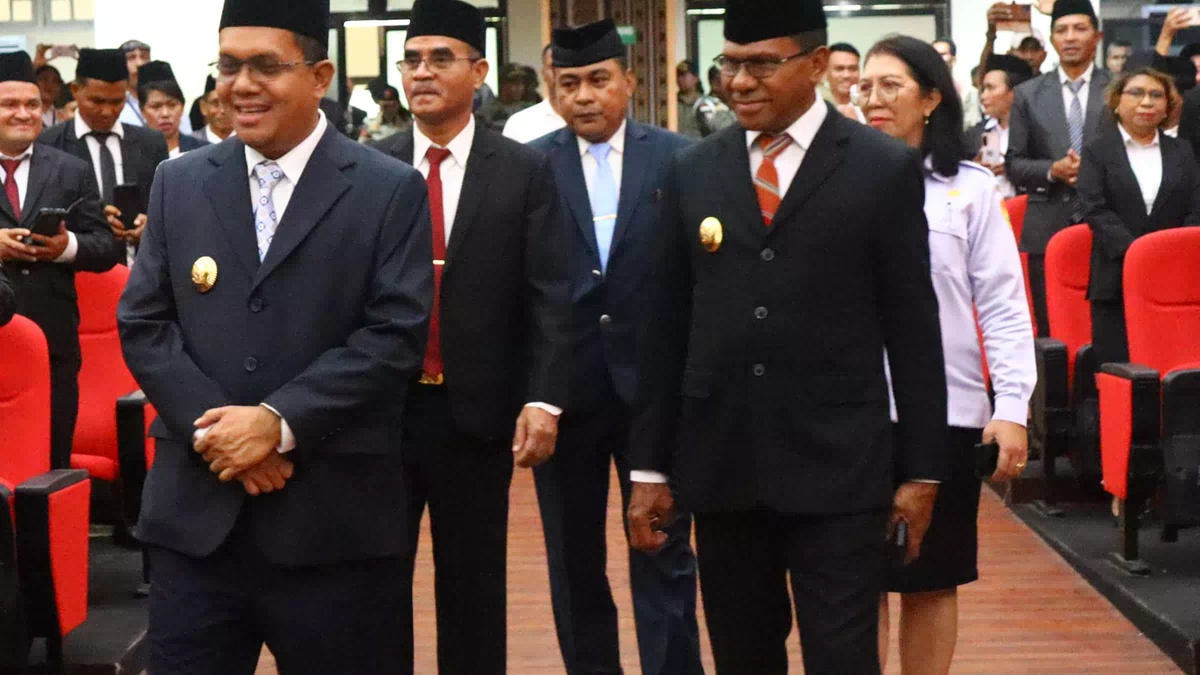 Satu Pimpin Paripurna, Satu Turun ke Lapangan,Duet Melki-Johni Tunjukkan Kepemimpinan Responsif di NTT