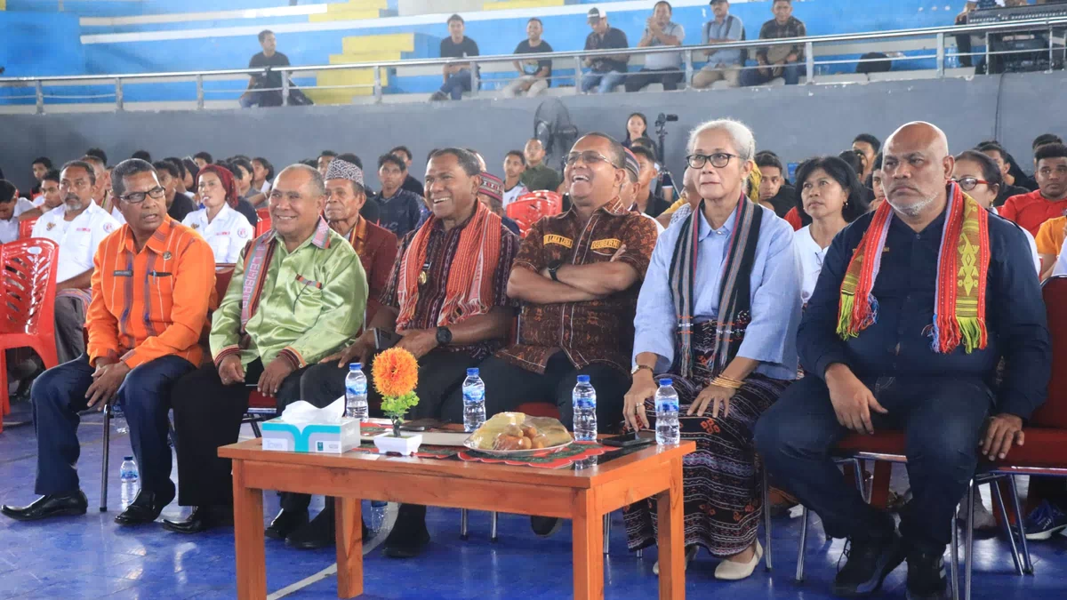 Festival Lamaholot di Kupang Dibuka Wagub Johni Asadoma, Tegaskan Identitas Budaya Harus Jadi Kekuatan Pembangunan