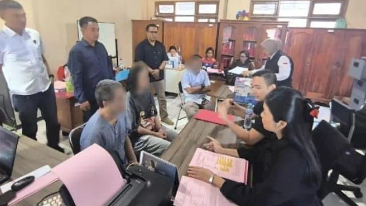 Pasutri di Kupang Jalankan Pabrik Uang Palsu,Edar Hingga Kalimantan via Facebook, Segera Disidangkan
