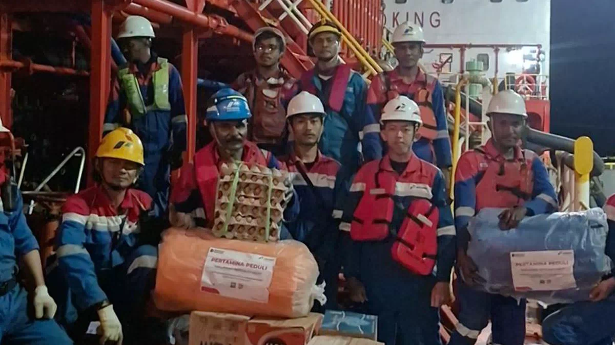 Pertamina se-NTT Bersatu Kirim Bantuan Rp42 Juta untuk Warga dan Pekerja Terdampak Gempa di Reo