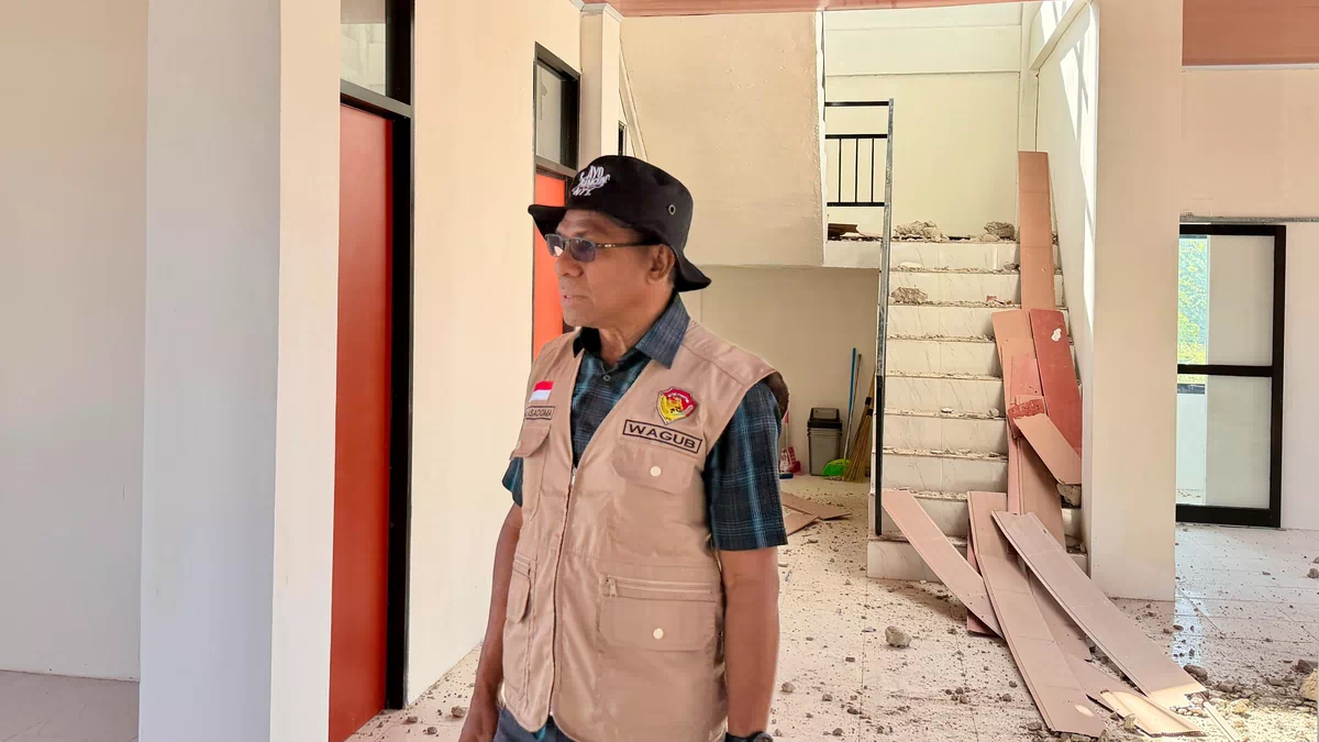 Wagub Johni Asadoma Sisir Lokasi Terdampak Gempa di Manggarai Minta Kerusakan Segera Didata