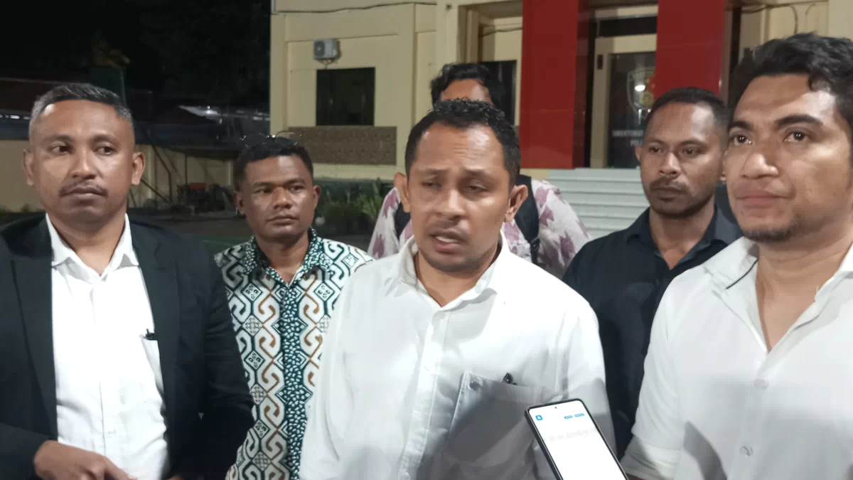Tak Ditahan Usai Diperiksa 10 Jam,Tim Hukum 3 DPRD TTU Siapkan 10 Saksi A De Charge dan 2 Ahli Ilmiah