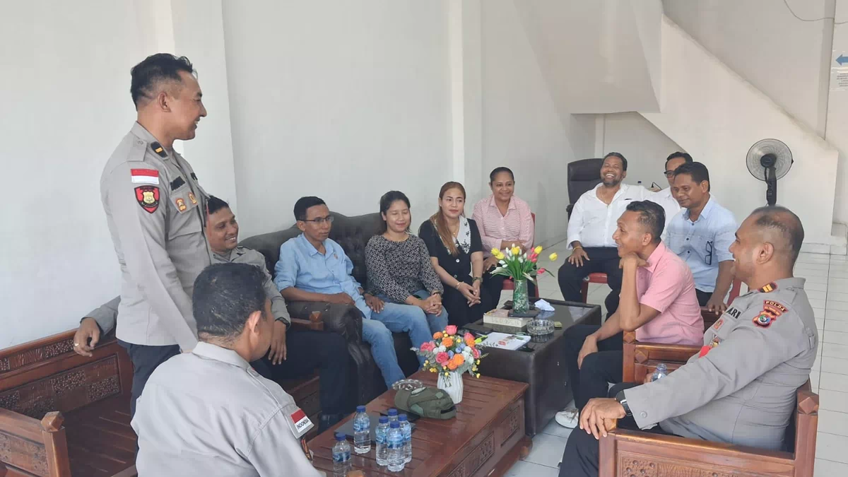 Polisi Bersama Masyarakat, Bidkum Polda NTT Perkuat Literasi Hukum dan Dialog dengan Advokat