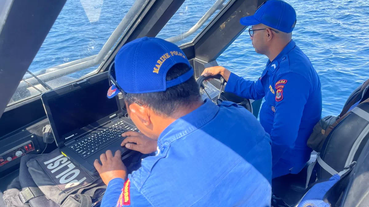 Pencarian KM Feronia Resmi Ditutup, Ditpolairud Polda NTT Tetap Sisir Perairan TN Komodo