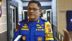 Tumpahan MFO Cemari Perairan Semau, Ditpolairud Polda NTT Kawal Penanganan hingga Tuntas