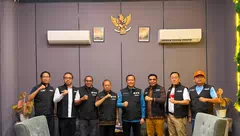 Wagub Johni Asadoma Sambut Solidaritas Bali dan NTB, Bantuan Mengalir untuk Korban Gempa NTT