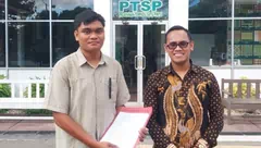 Paskal Maktaen Laporkan Izhak Rihi ke Kejati NTT, Dugaan Percobaan Suap di MA di Jerat Pasal 6 Jo 15 UU Tipikor