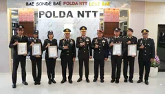 Kapolda NTT Beri Penghargaan Kepada 74 Personel, dari Pengungkap Kasus hingga Atlet Berprestasi