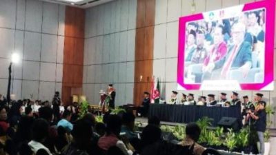 UCB Wisuda 505 Lulusan, Umumkan Pembukaan Prodi Kedokteran dan Profesi Apoteker