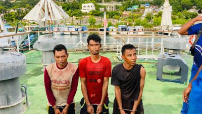 Kontak Senjata di Pulau Komodo, Ditpolairud Polda NTT dan BTNK Tangkap 3 Pemburu Rusa Asal NTB