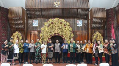 Turun ke Bali, Wagub NTT Johni Asadoma Redam Stigma Negatif terhadap Warga NTT