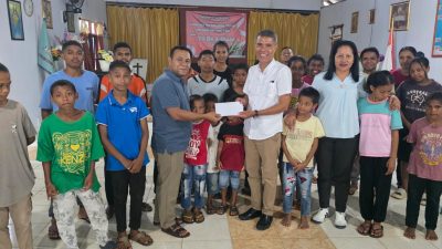 Rayakan HUT ke-18, Gerindra Berbagi ke Lima Panti Asuhan di Kota Kupang