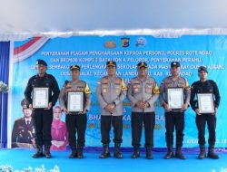 Kapolda NTT Apresiasi Aksi Penyelamatan Paus di Rote, Puluhan Personel Polri Diberikan Penghargaan